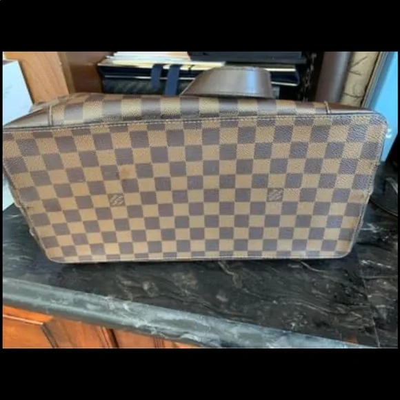 Louis Vuitton Hampstead Damier MM Handbag - Picture 4 of 5